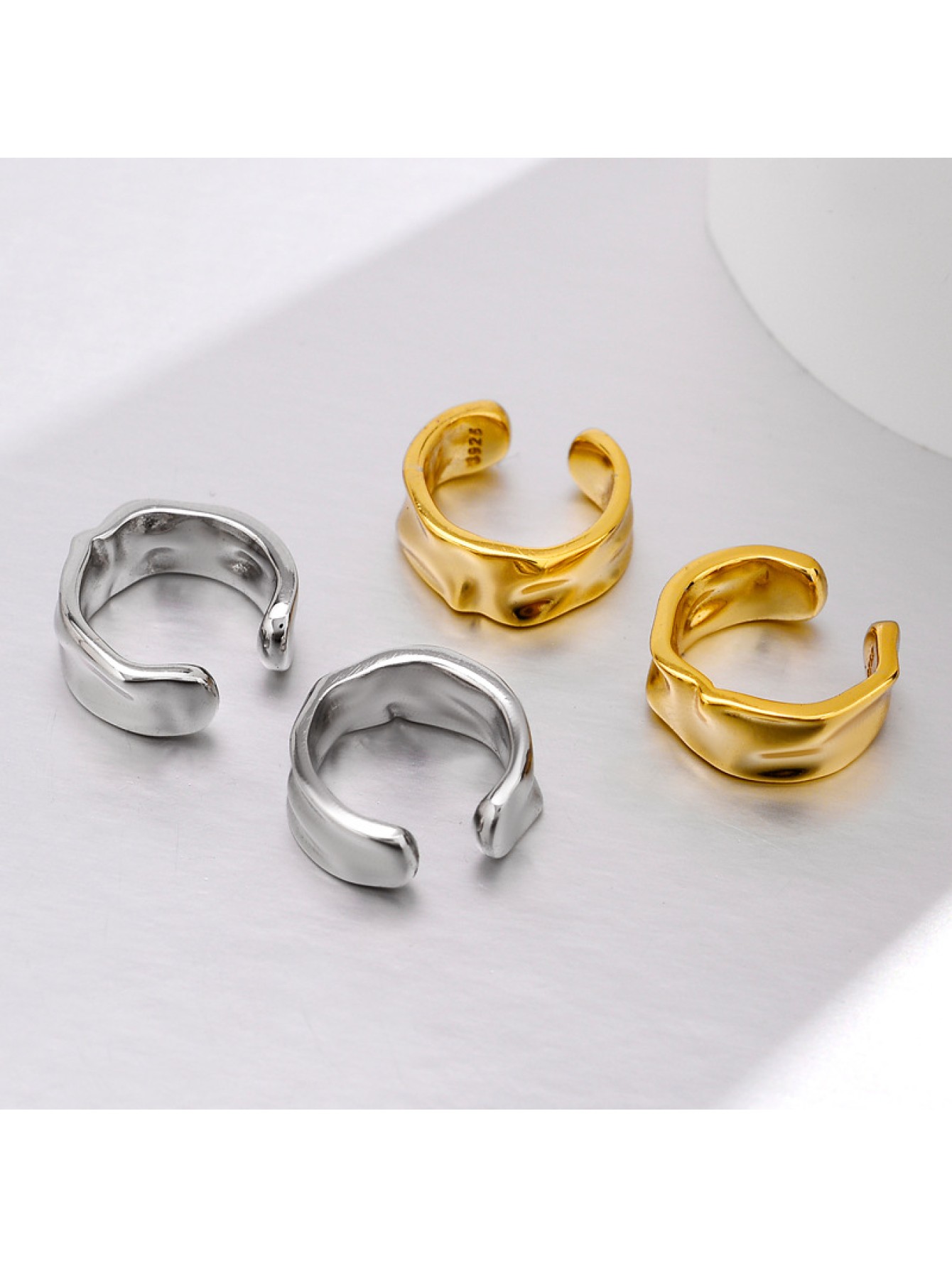 S925 sterling silver irregular geometric ear clip for men and women, fashionable smooth wrinkled paper without ear hole earrings for women 