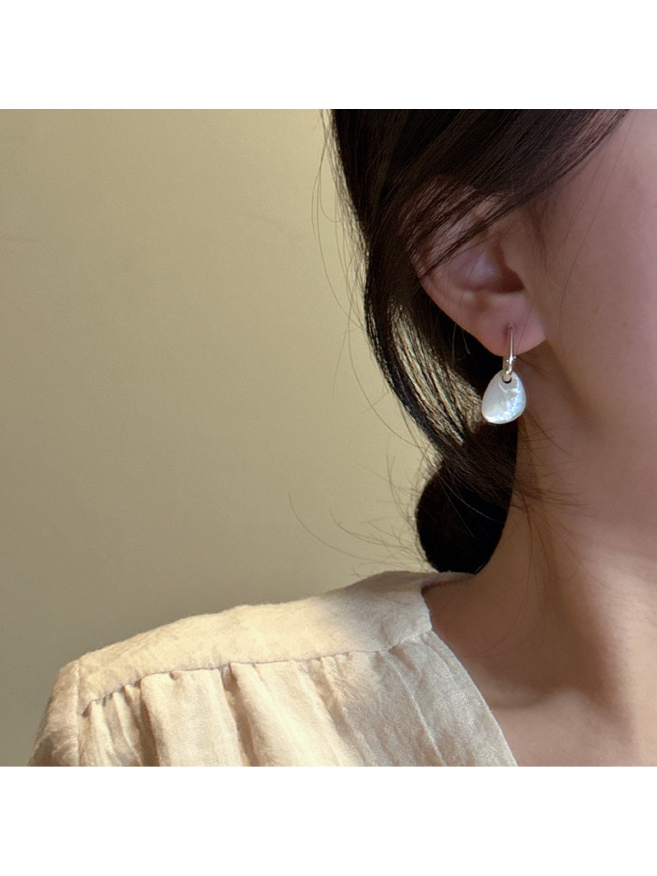 S925 sterling silver white shell earrings fashionable INS style texture ear accessories 